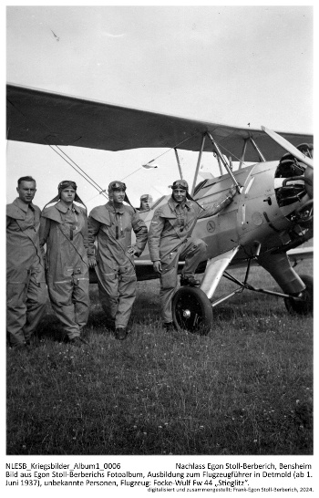 Bild aus Egon Stoll-Berberichs Fotoalbum, Ausbildung zum Flugzeugführer in Detmold (ab 1. Juni 1937), unbekannte Personen, Flugzeug: Focke-Wulf Fw 44 "Stieglitz". NLESB_Kriegsbilder_Album1_0006. Bild aus Egon Stoll-Berberichs Fotoalbum, Ausbildung zum Flugzeugführer in Detmold (ab 1. Juni 1937), unbekannte Personen, Flugzeug: Focke-Wulf Fw 44 "Stieglitz". NLESB_Kriegsbilder_Album1_0006.