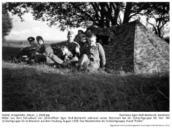 Bilder aus dem Fotoalbum von Unteroffizier Egon Stoll-Berberich während seiner Dienstzeit bei der Schlachtgruppe 50, hier: Mit Schlachtgruppe 50 im Manöver auf dem Heuberg, August 1938. Das Maskottchen der Schlachtgruppe, Hund "Piefke". NLESB_Kriegsbilder_Album1_0020.