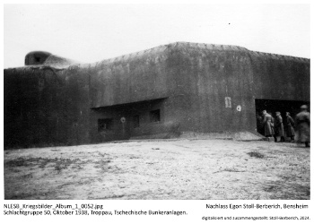 Schlachtgruppe 50, Oktober 1938, Troppau, Tschechische Bunkeranlagen. NLESB_Kriegsbilder_Album1_0052.